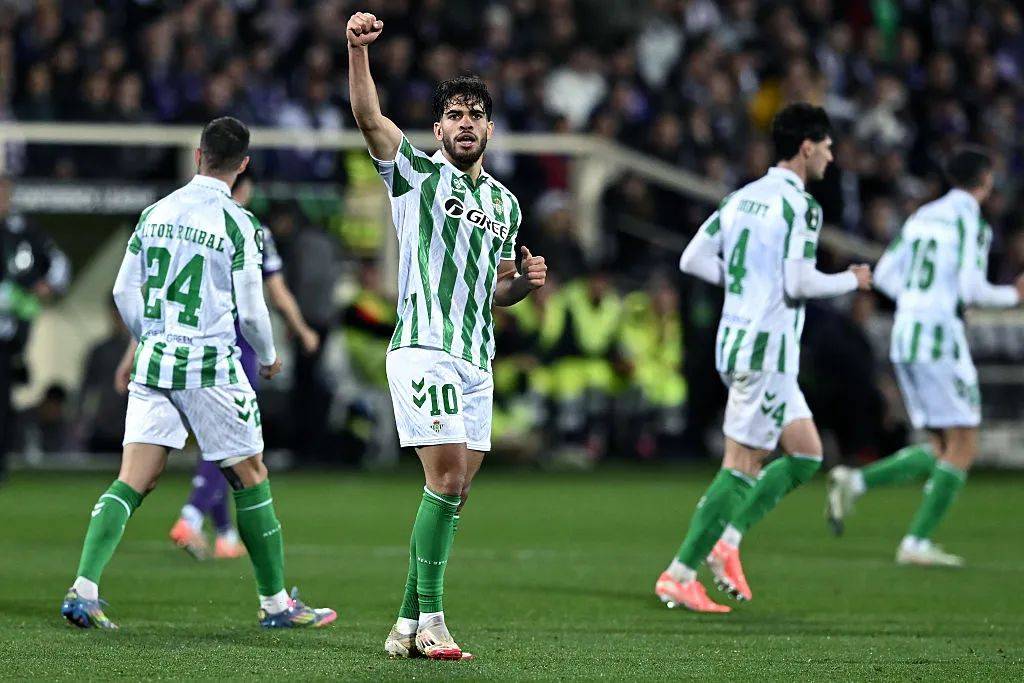 爱游戏-2024巴塞罗那主力球员伤病