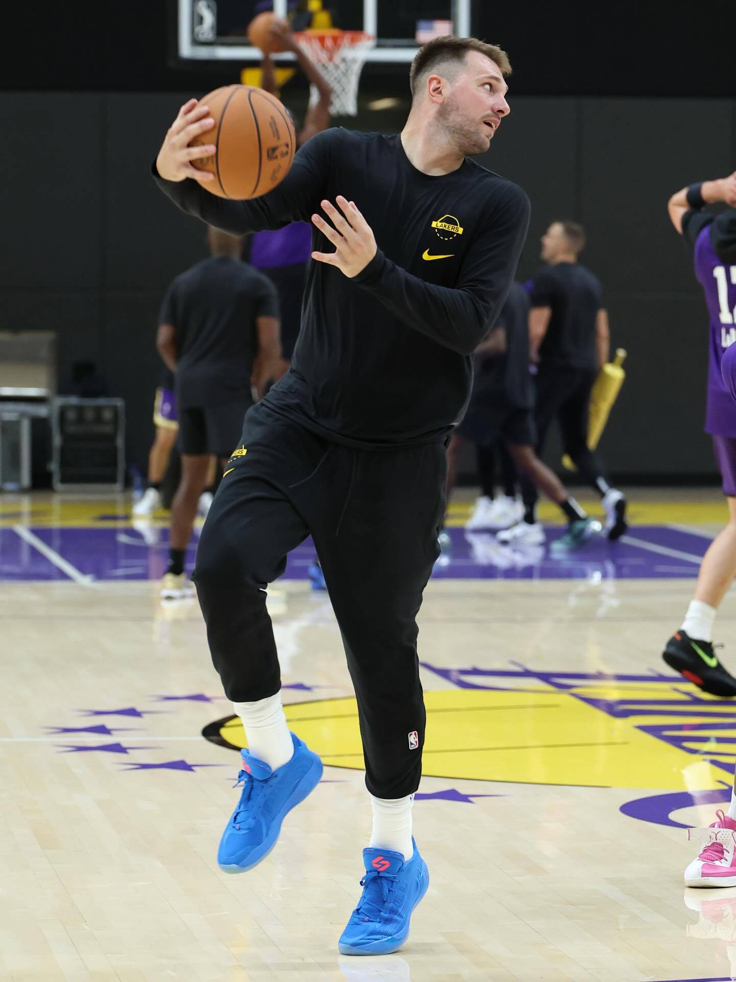 爱游戏官网-包含东契奇连续十场比赛得分超过比分优势明显今晚上海久事遗憾出局,成都蓉城清晨完成体检都惊呆了的词条