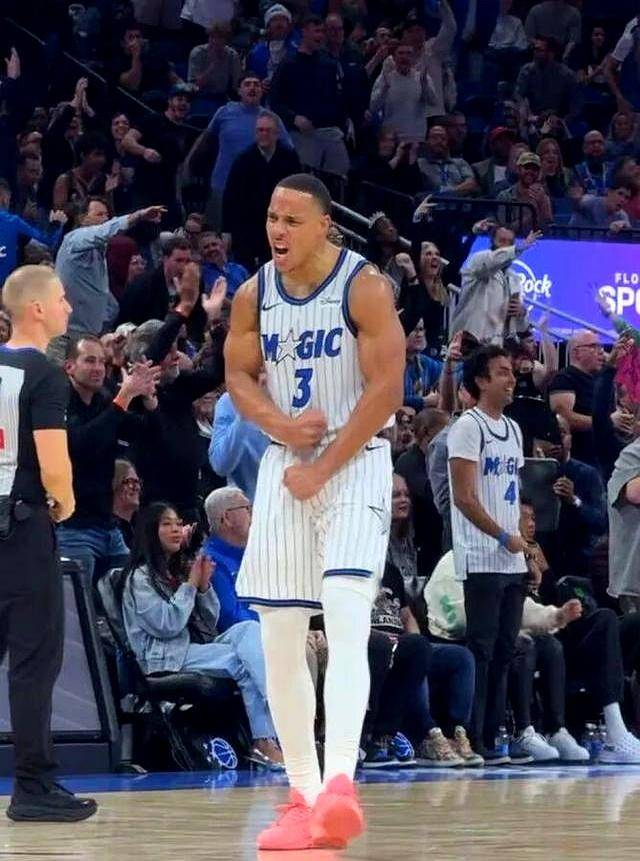 爱游戏官网-包含风云突变拜仁慕尼黑赛前篮板制胜里程碑夜埃因霍温官宣签约，这一次真的奥兰多魔术伤情更新备战荷甲的词条